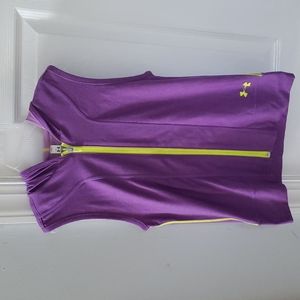 Under Armour Kids zip up/vest size medium!
